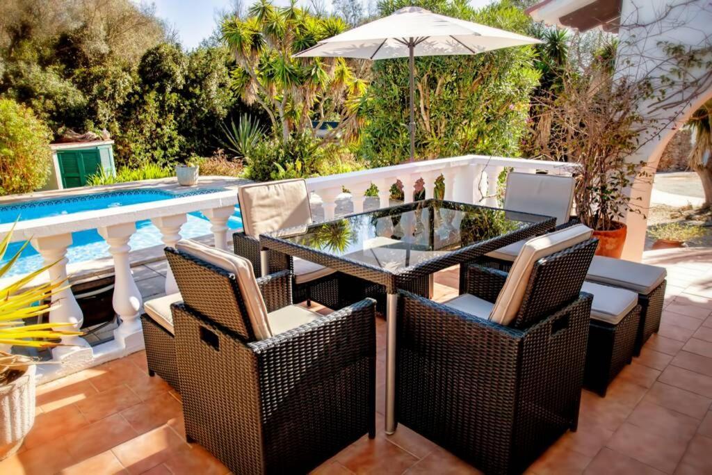Villa Cecylia Khu nghỉ mát Khu nghỉ mát Es Canutells Ngoại thất bức ảnh