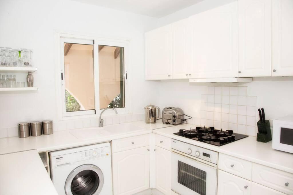 Villa Cecylia Khu nghỉ mát Khu nghỉ mát Es Canutells Ngoại thất bức ảnh