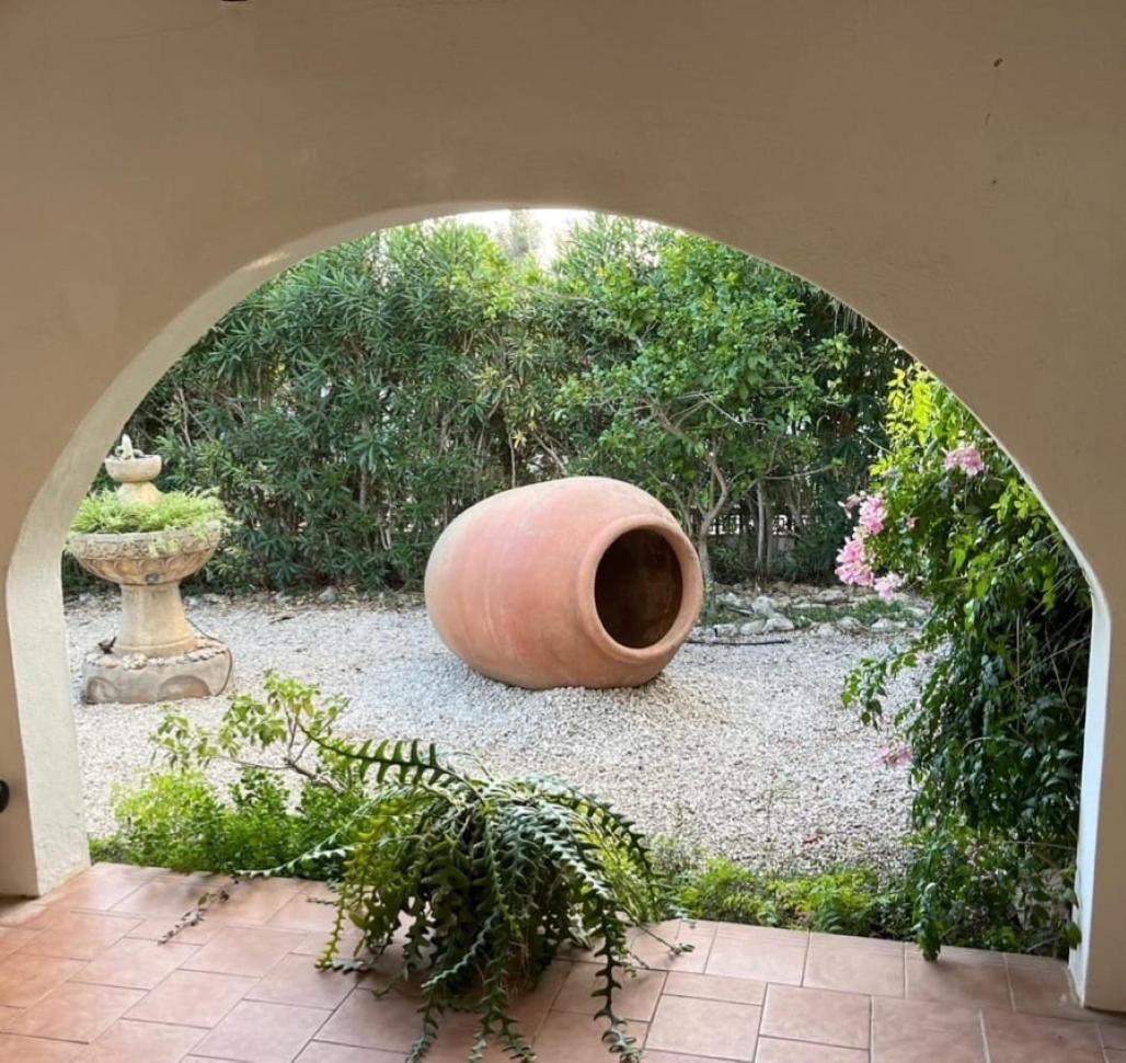 Villa Cecylia Khu nghỉ mát Khu nghỉ mát Es Canutells Ngoại thất bức ảnh